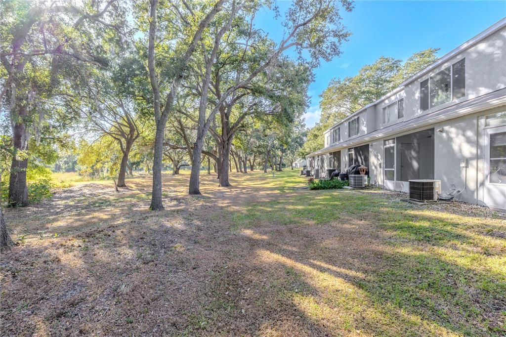 На продажу: $190,000 (2 спален, 1 ванн, 1110 Квадратных фут)