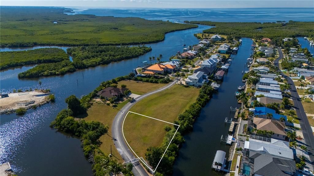 Active With Contract: $199,000 (0.33 acres)
