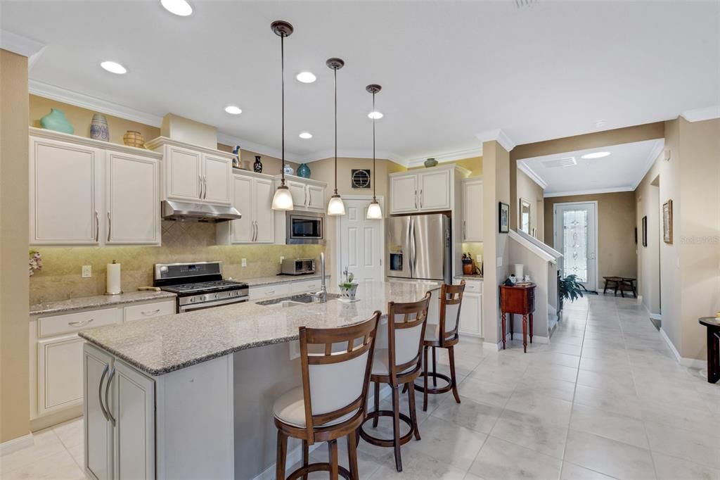 Active With Contract: $484,900 (3 beds, 3 baths, 2760 Square Feet)