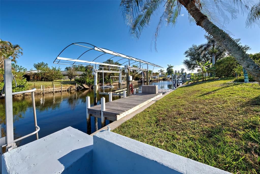 10,000 lb boat lift