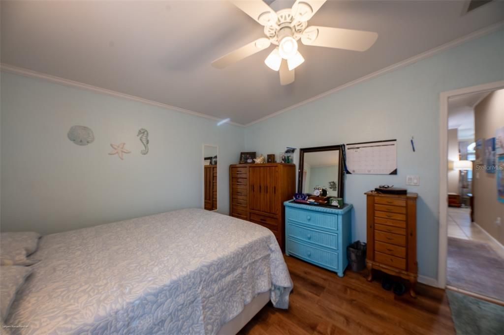 For Sale: $275,000 (2 beds, 2 baths, 1760 Square Feet)