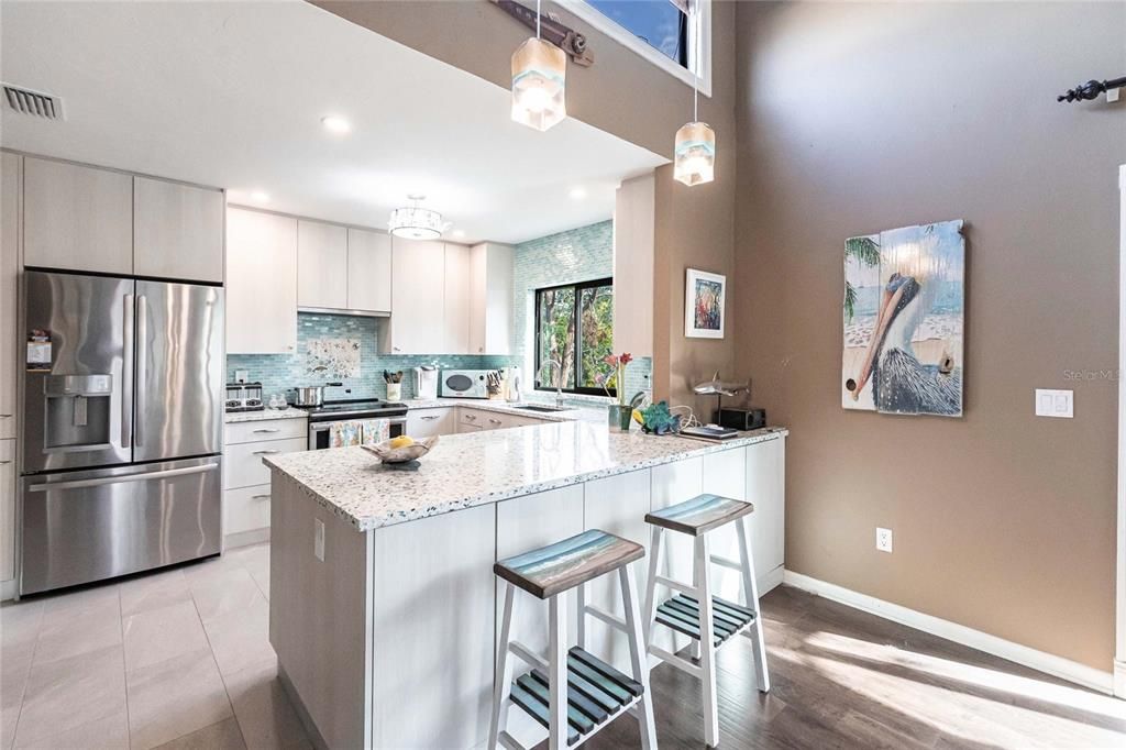 Kitchen with Breakfast Bar