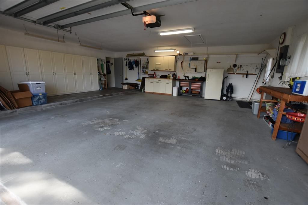 INSIDE-2 CAR GARAGE