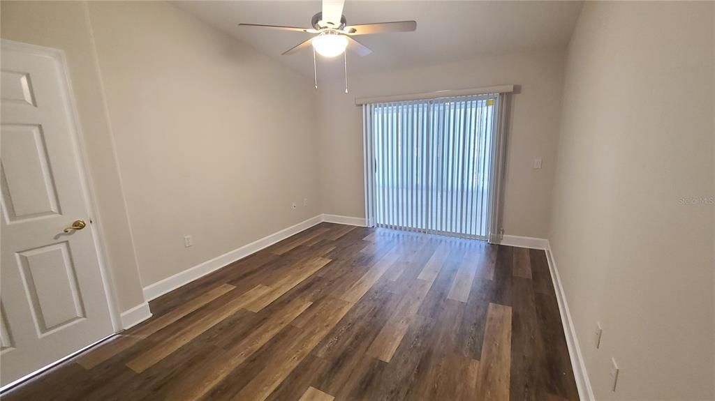 For Rent: $2,350 (2 beds, 2 baths, 1139 Square Feet)