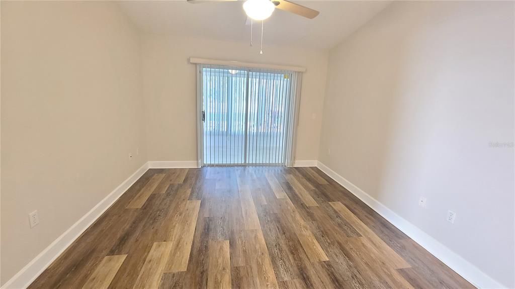 For Rent: $2,350 (2 beds, 2 baths, 1139 Square Feet)