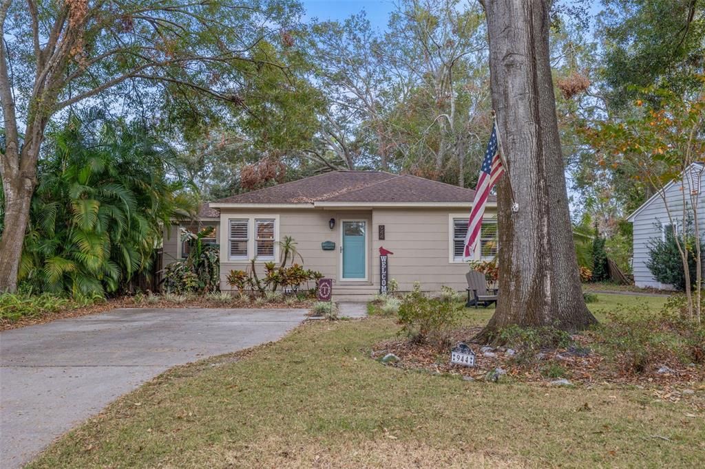 Charming Cottage in Allendale Terrace!