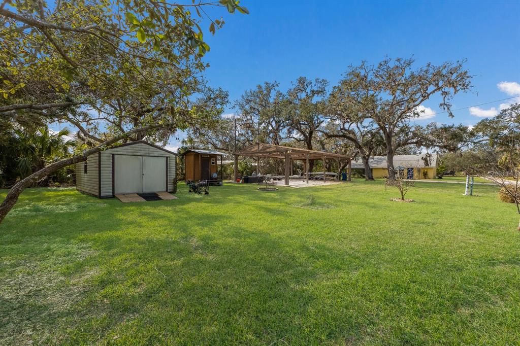 For Sale: $650,000 (3 beds, 2 baths, 1332 Square Feet)