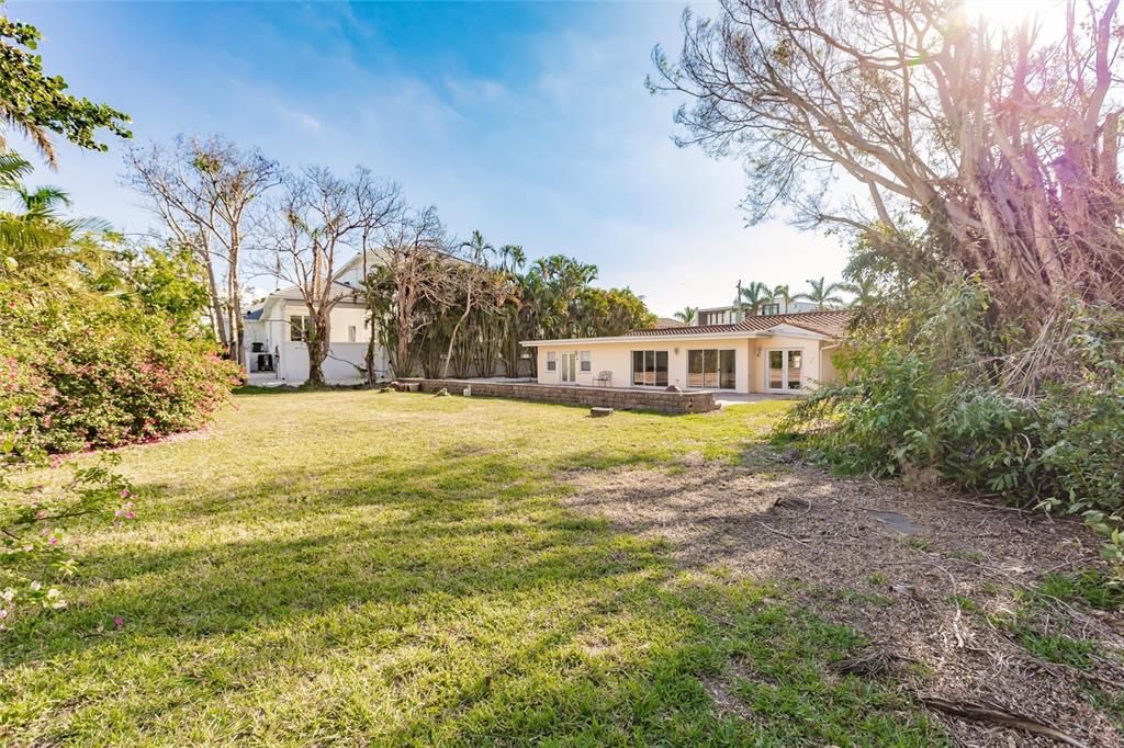 For Sale: $2,300,000 (3 beds, 3 baths, 2719 Square Feet)