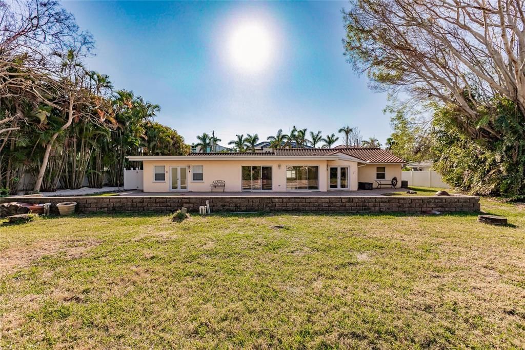 For Sale: $2,300,000 (3 beds, 3 baths, 2719 Square Feet)