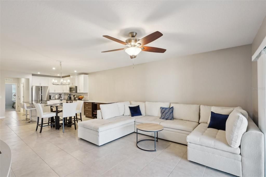 For Sale: $338,900 (3 beds, 2 baths, 1532 Square Feet)