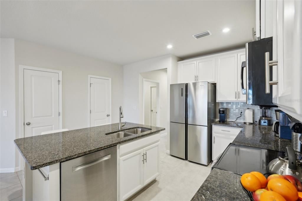 For Sale: $338,900 (3 beds, 2 baths, 1532 Square Feet)