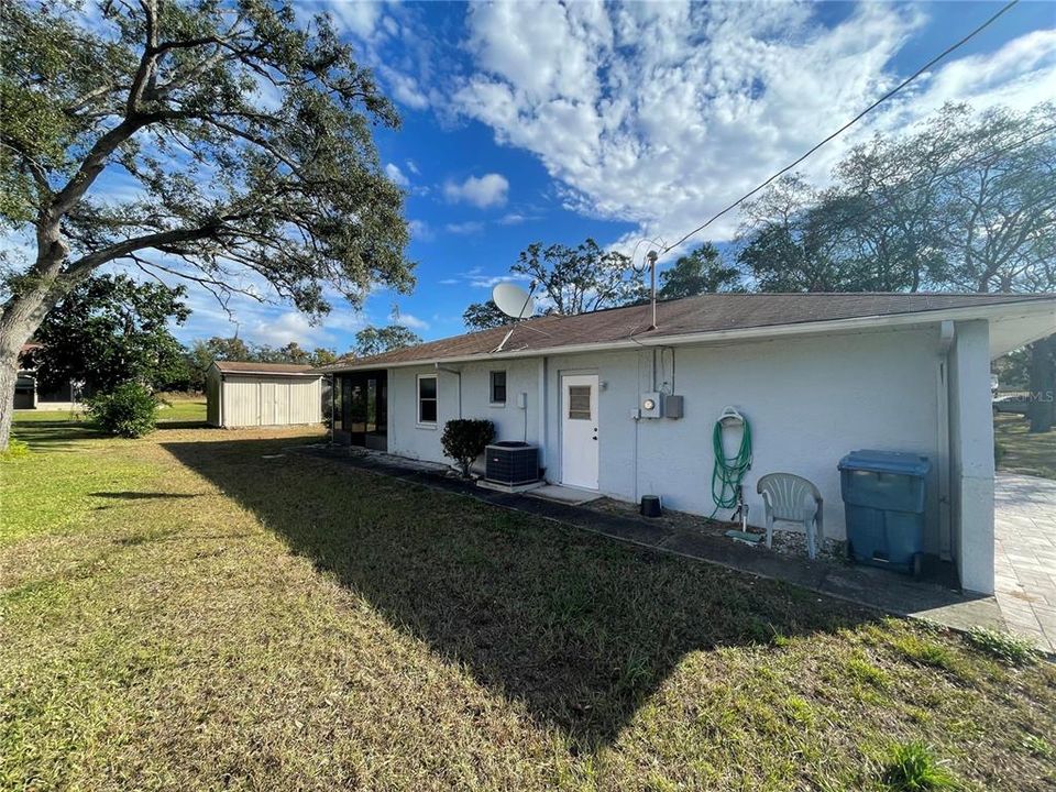 For Sale: $280,000 (3 beds, 2 baths, 1612 Square Feet)