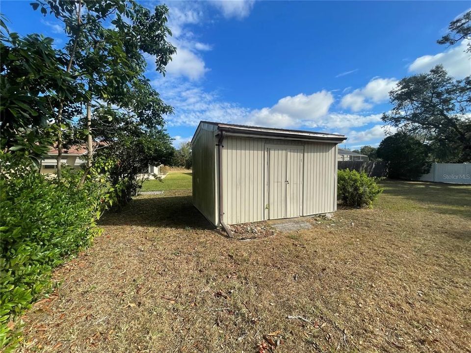 For Sale: $280,000 (3 beds, 2 baths, 1612 Square Feet)