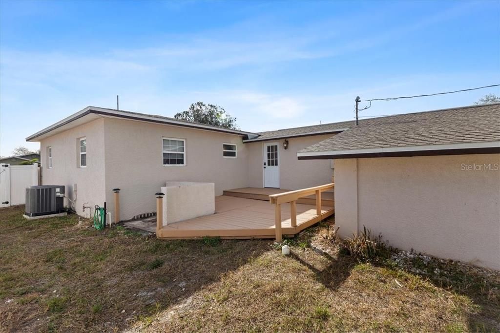 For Sale: $519,000 (3 beds, 2 baths, 1414 Square Feet)