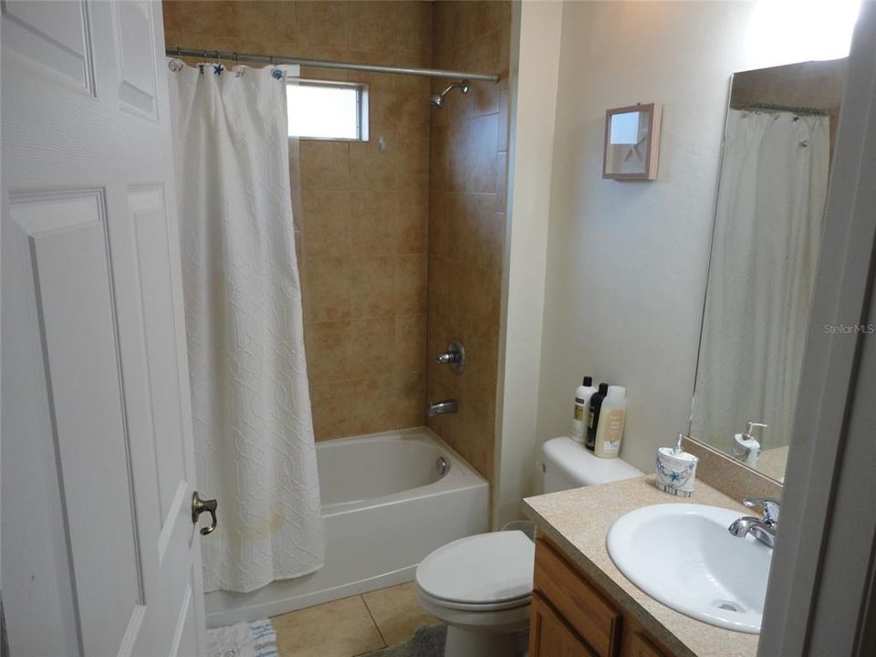 For Rent: $1,795 (3 beds, 2 baths, 1247 Square Feet)