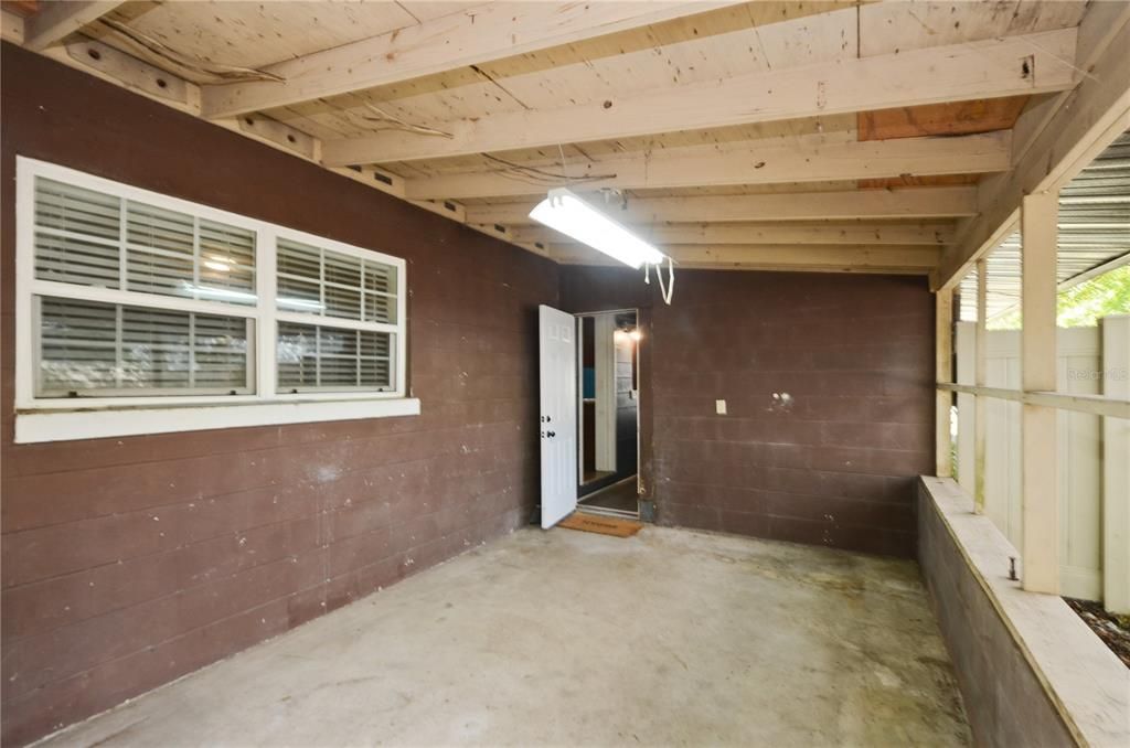 For Sale: $199,000 (3 beds, 1 baths, 1058 Square Feet)