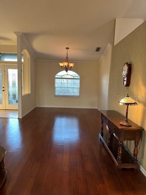 For Rent: $3,000 (3 beds, 2 baths, 1842 Square Feet)