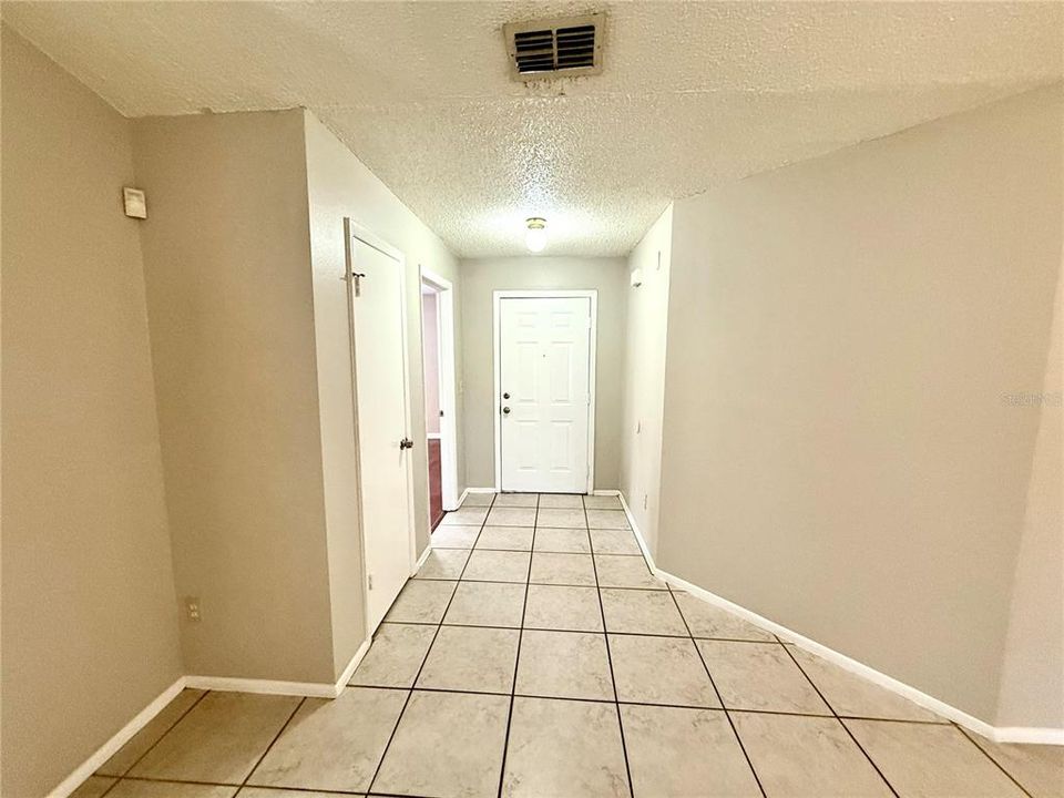 For Rent: $2,398 (3 beds, 2 baths, 1355 Square Feet)