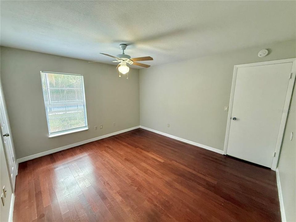 For Rent: $2,398 (3 beds, 2 baths, 1355 Square Feet)