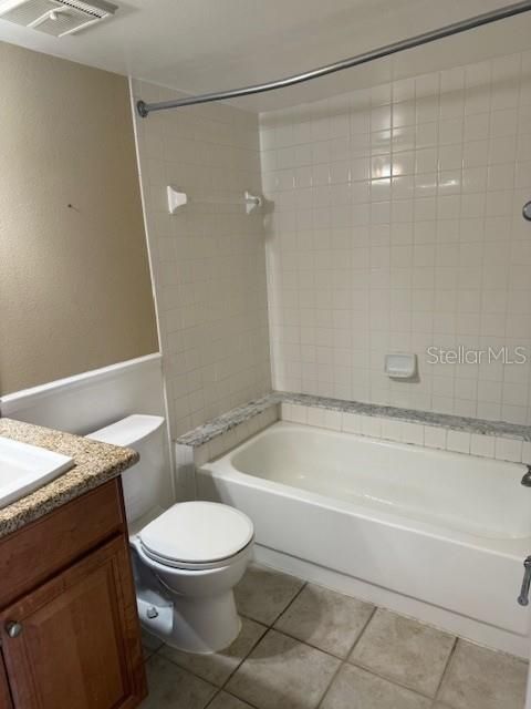 For Sale: $214,500 (1 beds, 1 baths, 631 Square Feet)