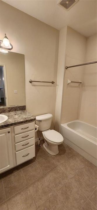 For Rent: $1,825 (2 beds, 2 baths, 1376 Square Feet)