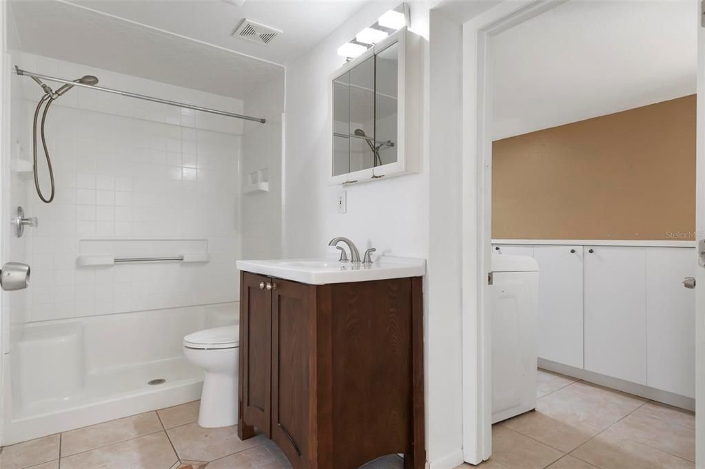 For Sale: $449,500 (2 beds, 2 baths, 1246 Square Feet)