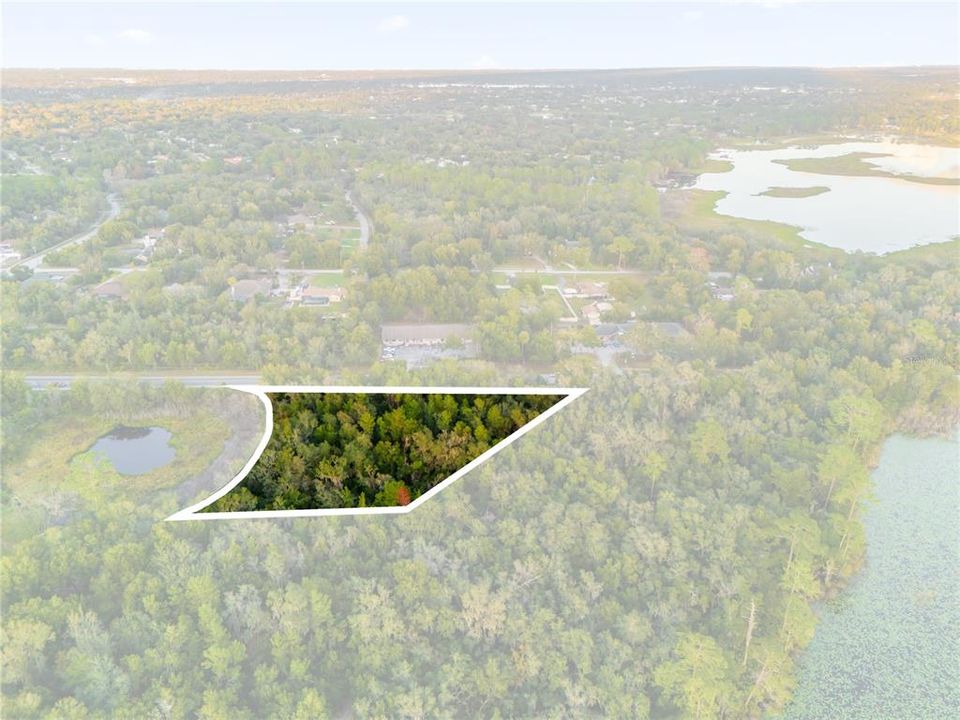 На продажу: $310,000 (2.44 acres)