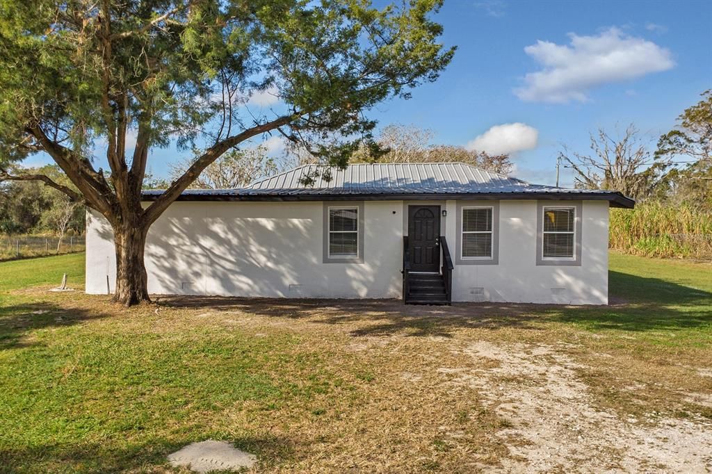 For Sale: $399,000 (3 beds, 2 baths, 1536 Square Feet)