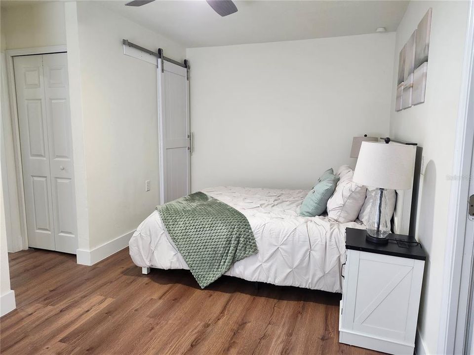 На продажу: $324,999 (3 спален, 2 ванн, 1536 Квадратных фут)