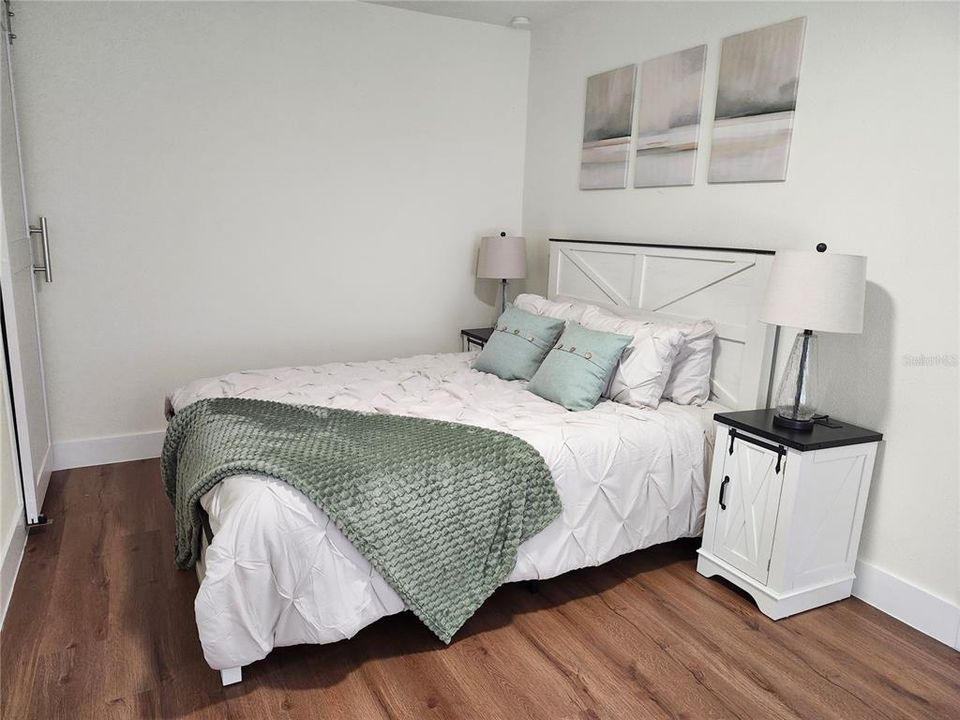 На продажу: $324,999 (3 спален, 2 ванн, 1536 Квадратных фут)