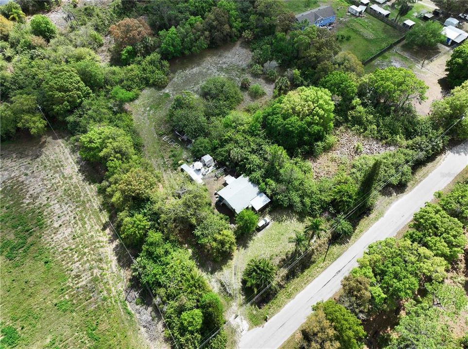 На продажу: $799,000 (4.73 acres)