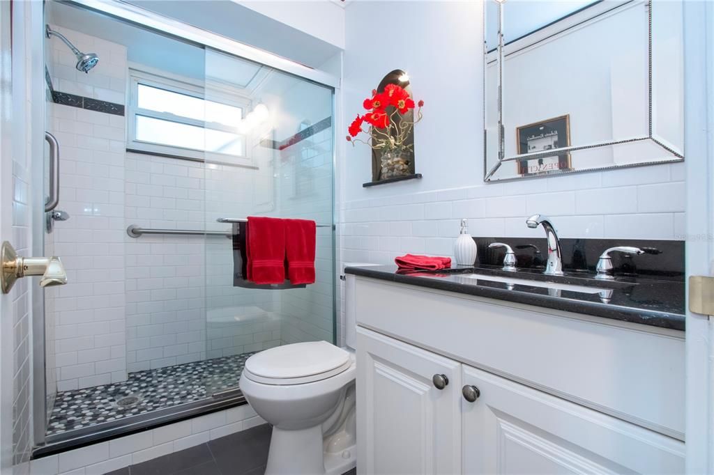 For Sale: $975,550 (2 beds, 2 baths, 1367 Square Feet)