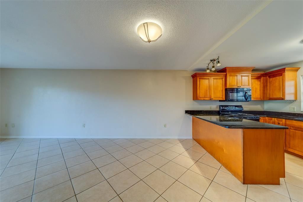 For Rent: $2,000 (2 beds, 2 baths, 1278 Square Feet)