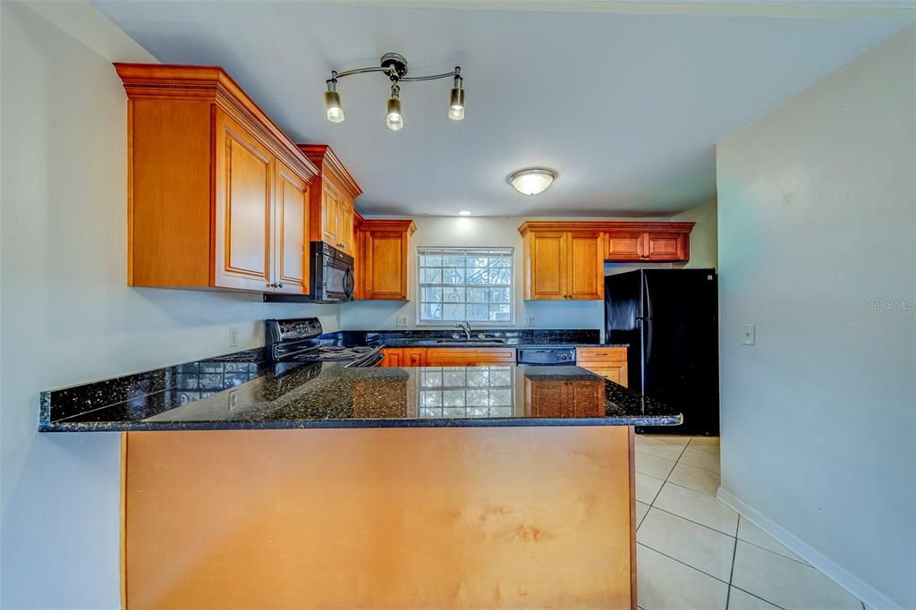 For Rent: $2,000 (2 beds, 2 baths, 1278 Square Feet)