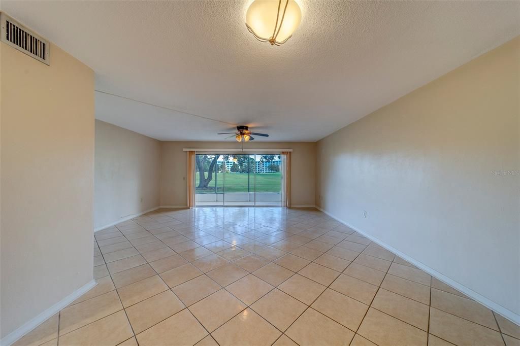 For Rent: $2,000 (2 beds, 2 baths, 1278 Square Feet)