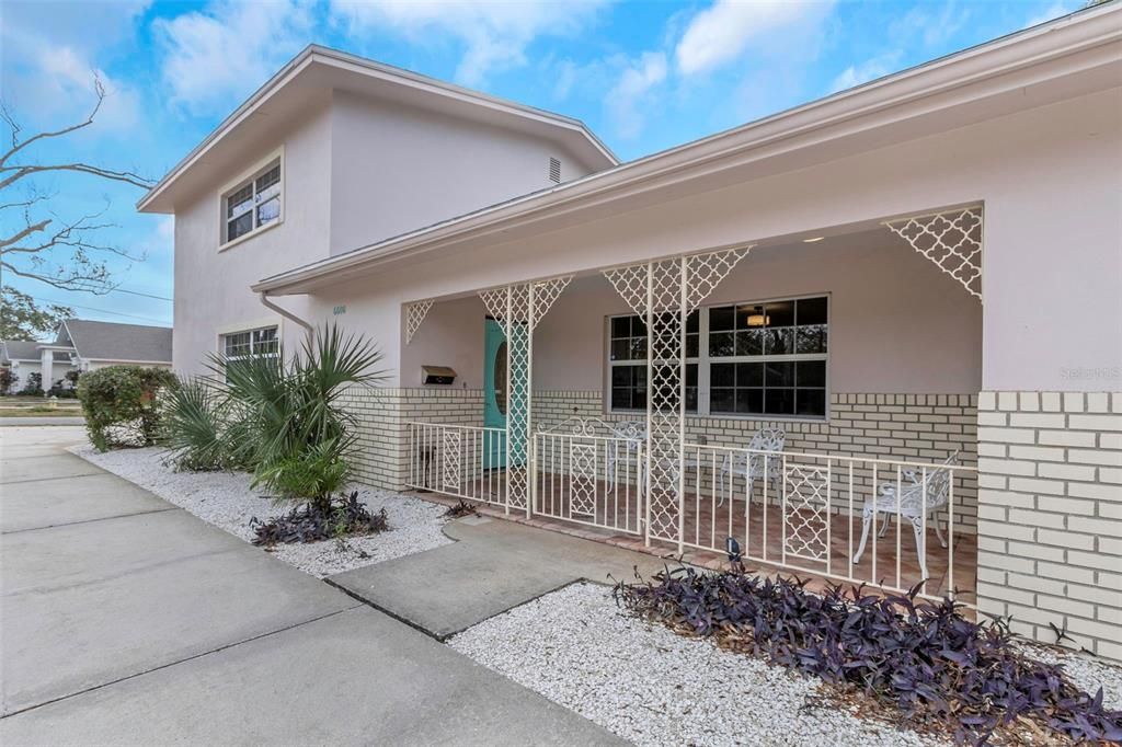 For Sale: $869,500 (4 beds, 2 baths, 2503 Square Feet)