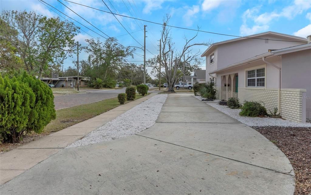 For Sale: $869,500 (4 beds, 2 baths, 2503 Square Feet)