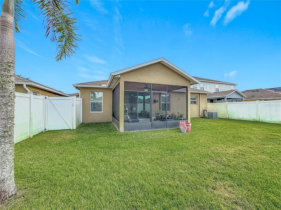 For Sale: $379,900 (3 beds, 2 baths, 1875 Square Feet)