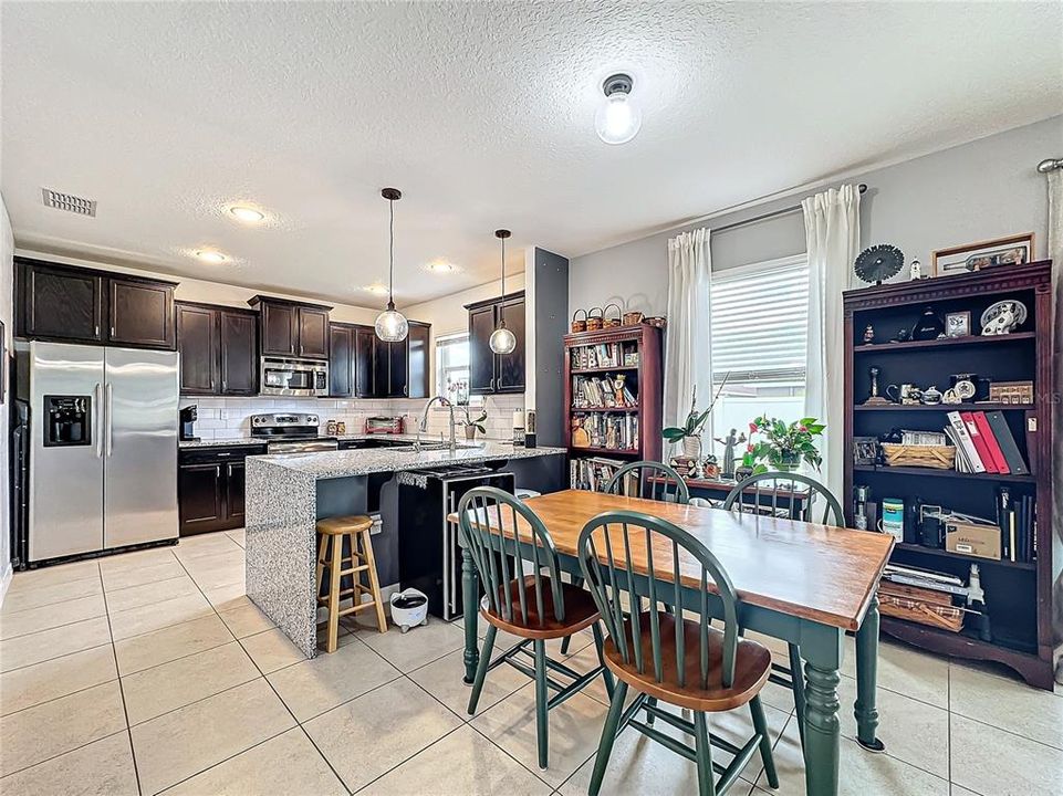 For Sale: $379,900 (3 beds, 2 baths, 1875 Square Feet)