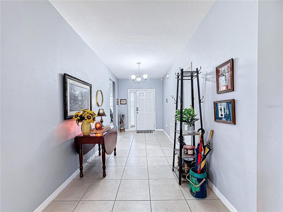 For Sale: $379,900 (3 beds, 2 baths, 1875 Square Feet)