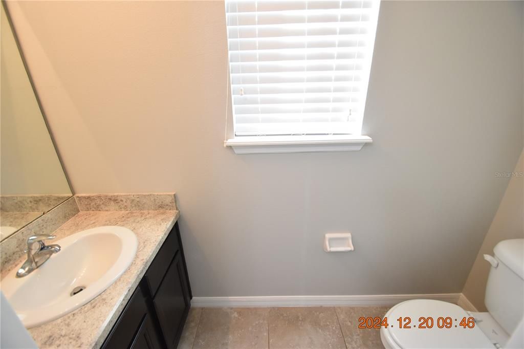 For Rent: $2,595 (4 beds, 2 baths, 2366 Square Feet)