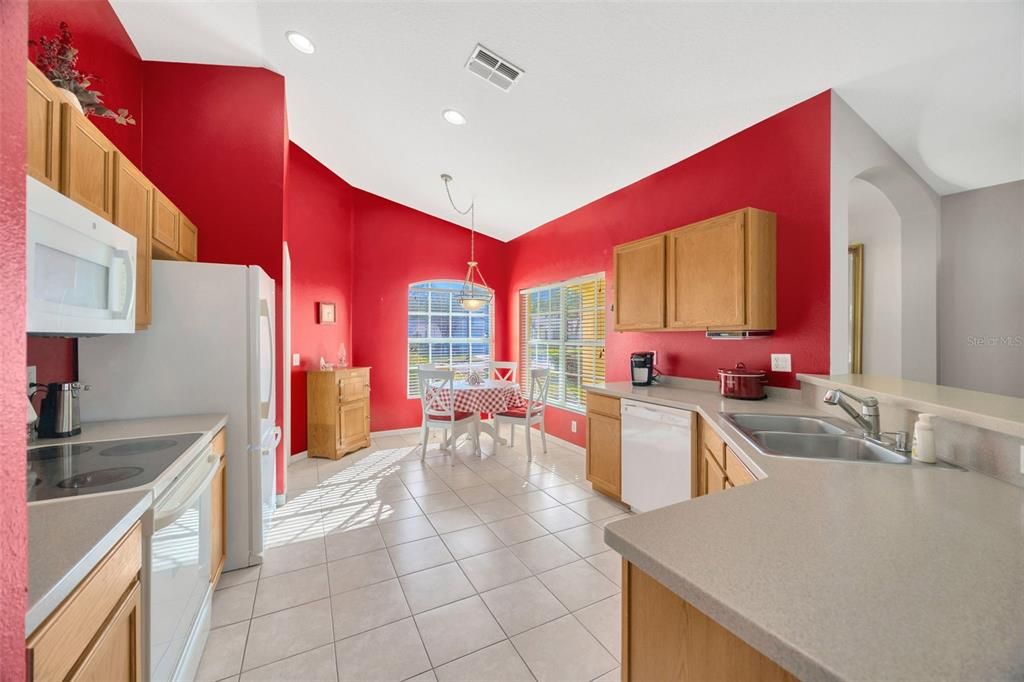 Large kitchen with lots of counter space