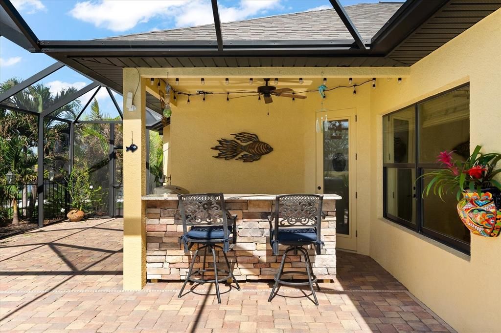 Full Outdoor Kitchen and Bar Area