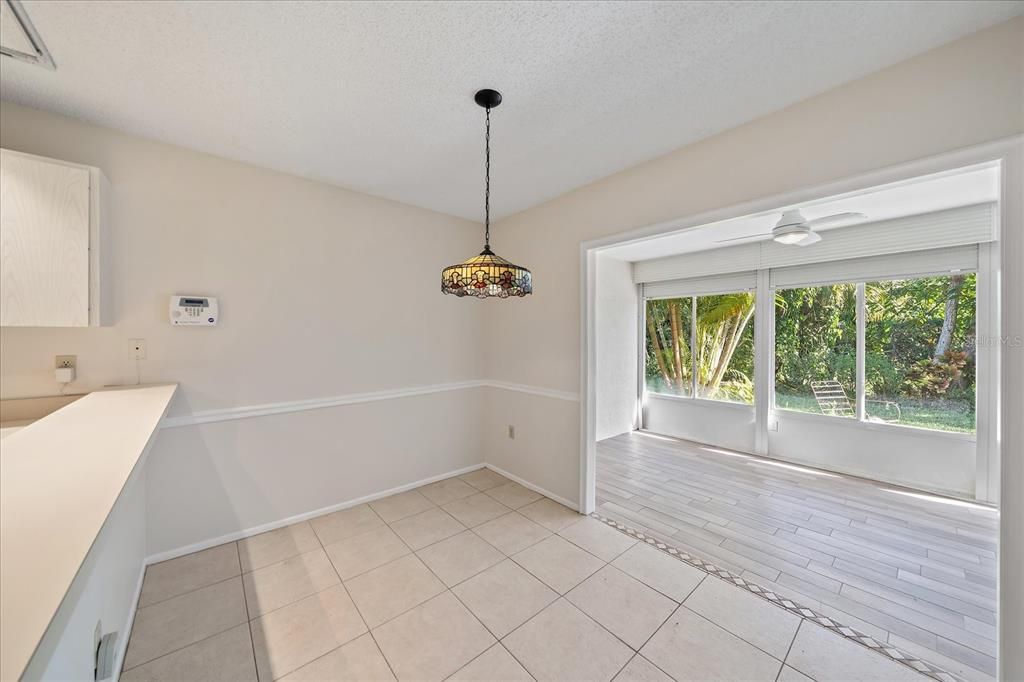 For Sale: $285,000 (2 beds, 2 baths, 1504 Square Feet)