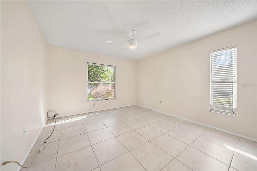 For Sale: $285,000 (2 beds, 2 baths, 1504 Square Feet)