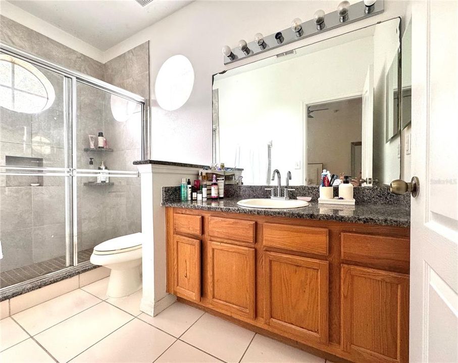 For Sale: $359,900 (3 beds, 2 baths, 1366 Square Feet)