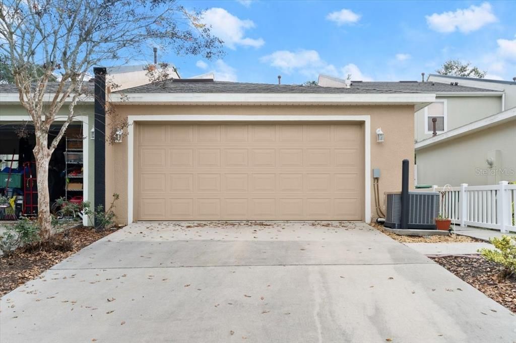 For Sale: $345,000 (3 beds, 2 baths, 1637 Square Feet)