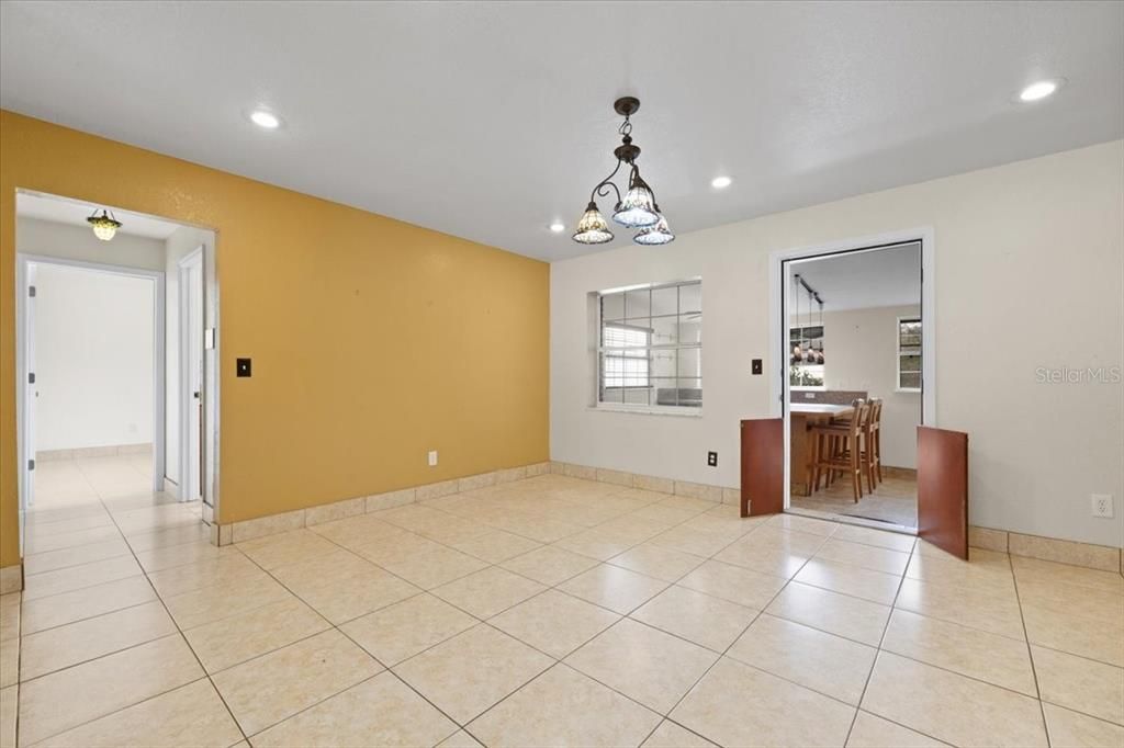 dining room with entrance to Florida room