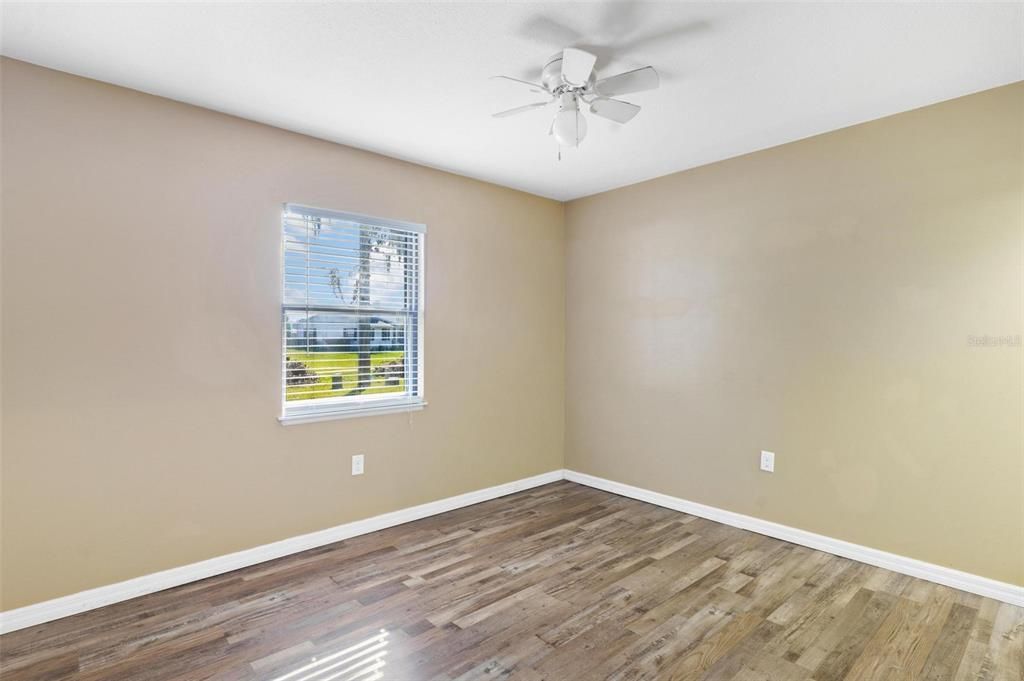 For Sale: $299,900 (3 beds, 2 baths, 1684 Square Feet)