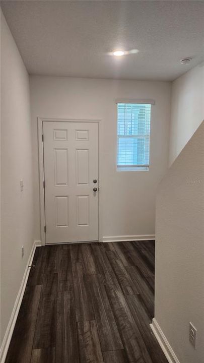 For Rent: $1,875 (3 beds, 2 baths, 1386 Square Feet)